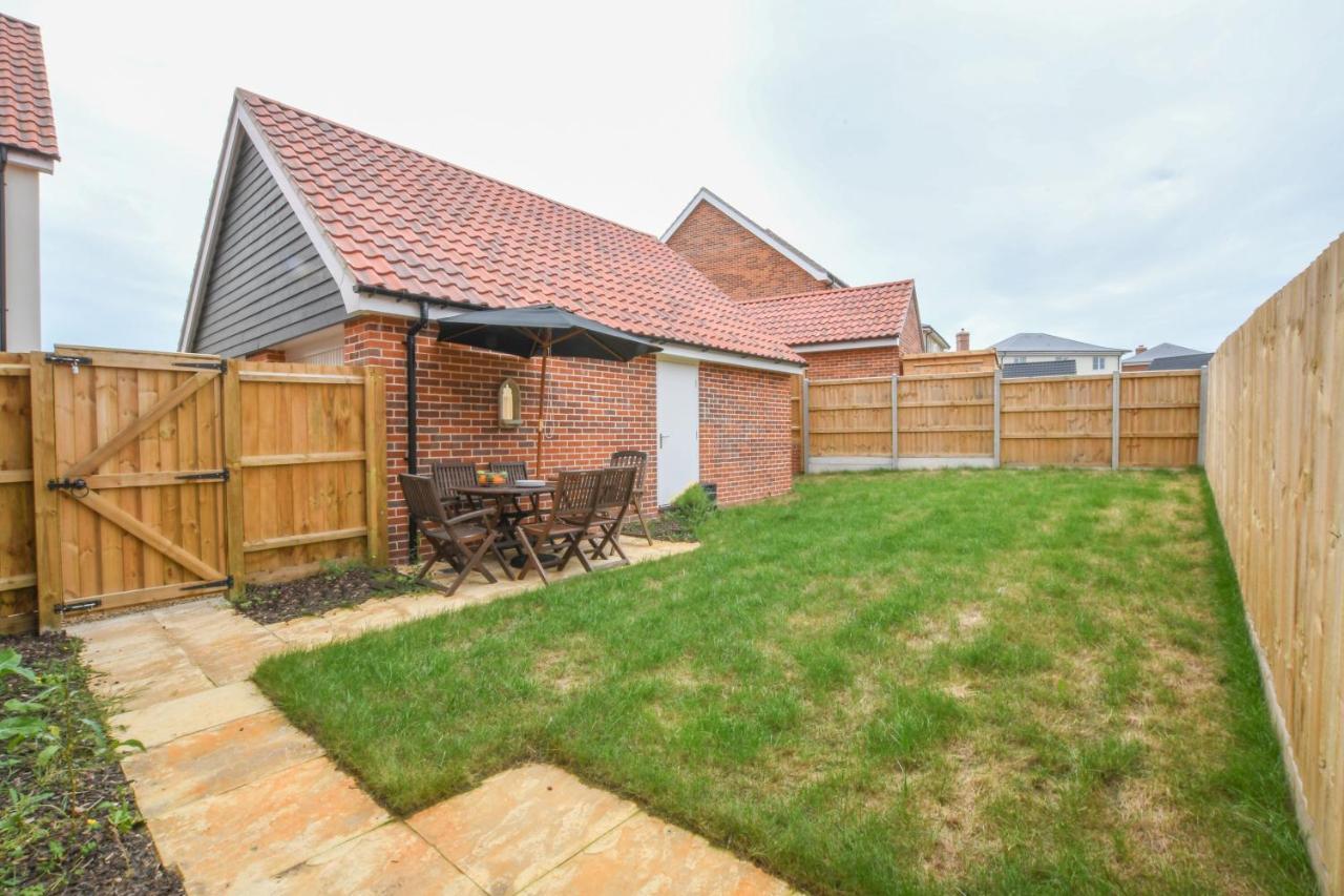 Number 51, Halesworth Villa ภายนอก รูปภาพ